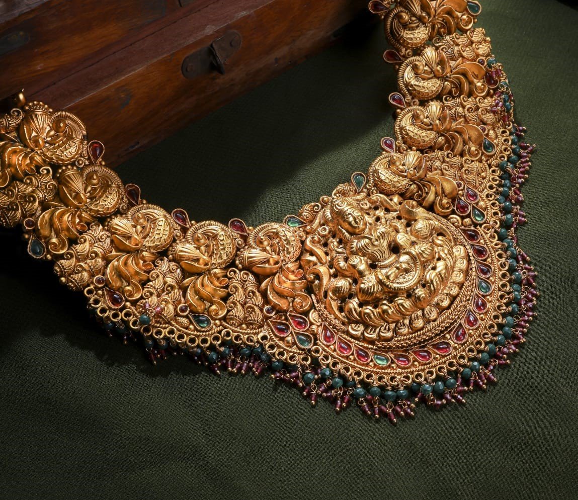 KN Jewellery luxury showroom interior